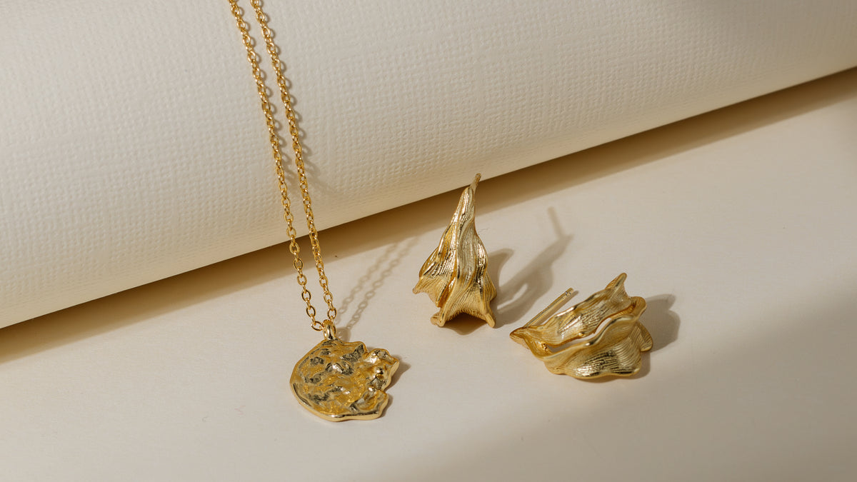 Aria Earrings - Gold